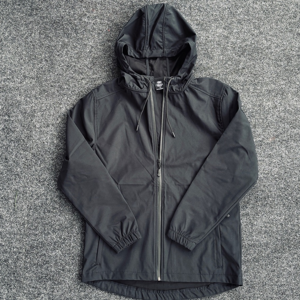 NWT Men's Small Black Hooded Windbreaker jacket with front pockets